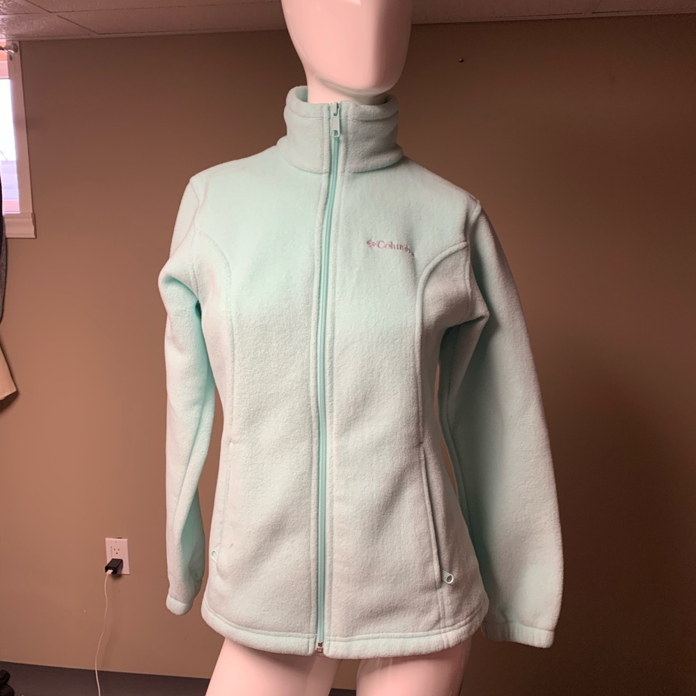 Columbia sweater